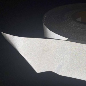 MHR-6379 Economic Silver PU Reflective Heat Transfer Vinyl reflecting at night