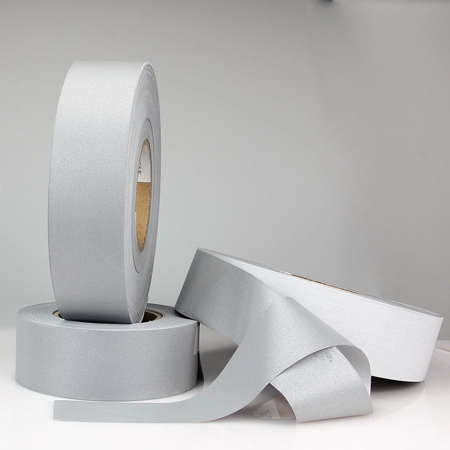 MHR-3661 single-side silver elastic reflective fabric in daylight